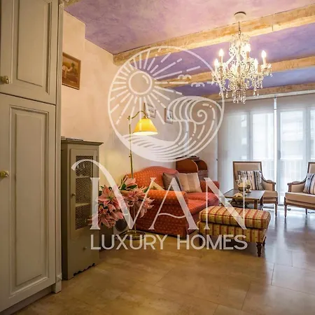 Casa Vintage Ivan Luxury Homes 1ªpta Frontal 1ªlinea